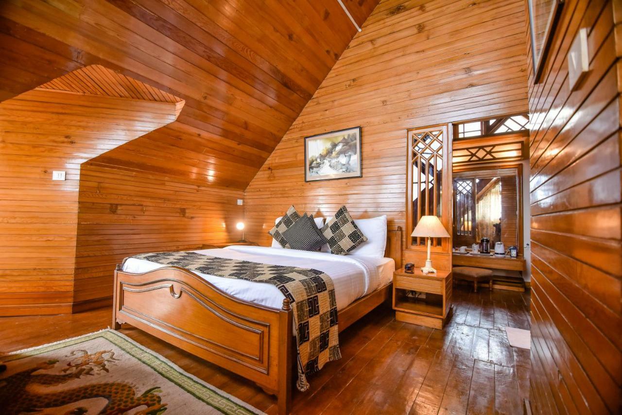 Cedar Inn Дарджилинг Экстерьер фото