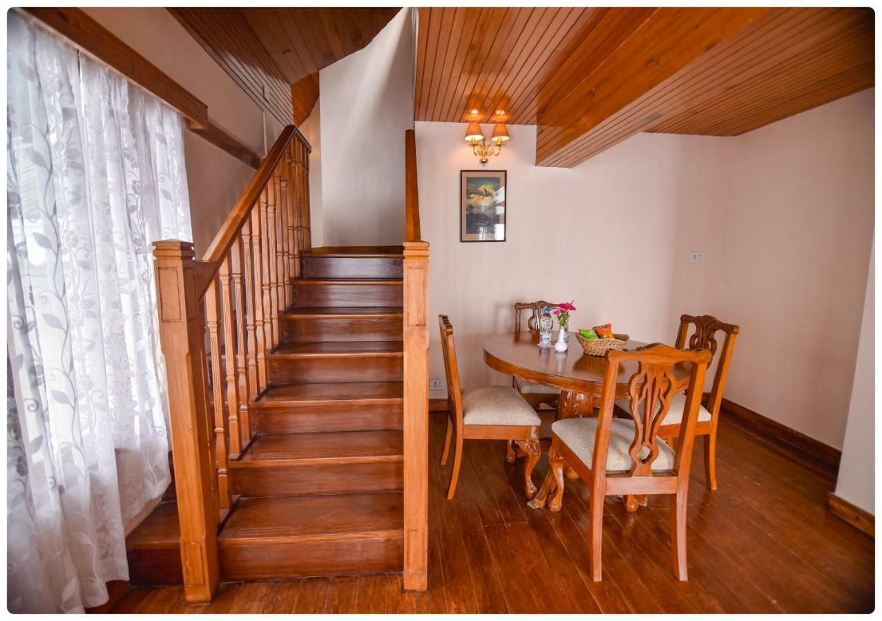 Cedar Inn Дарджилинг Экстерьер фото