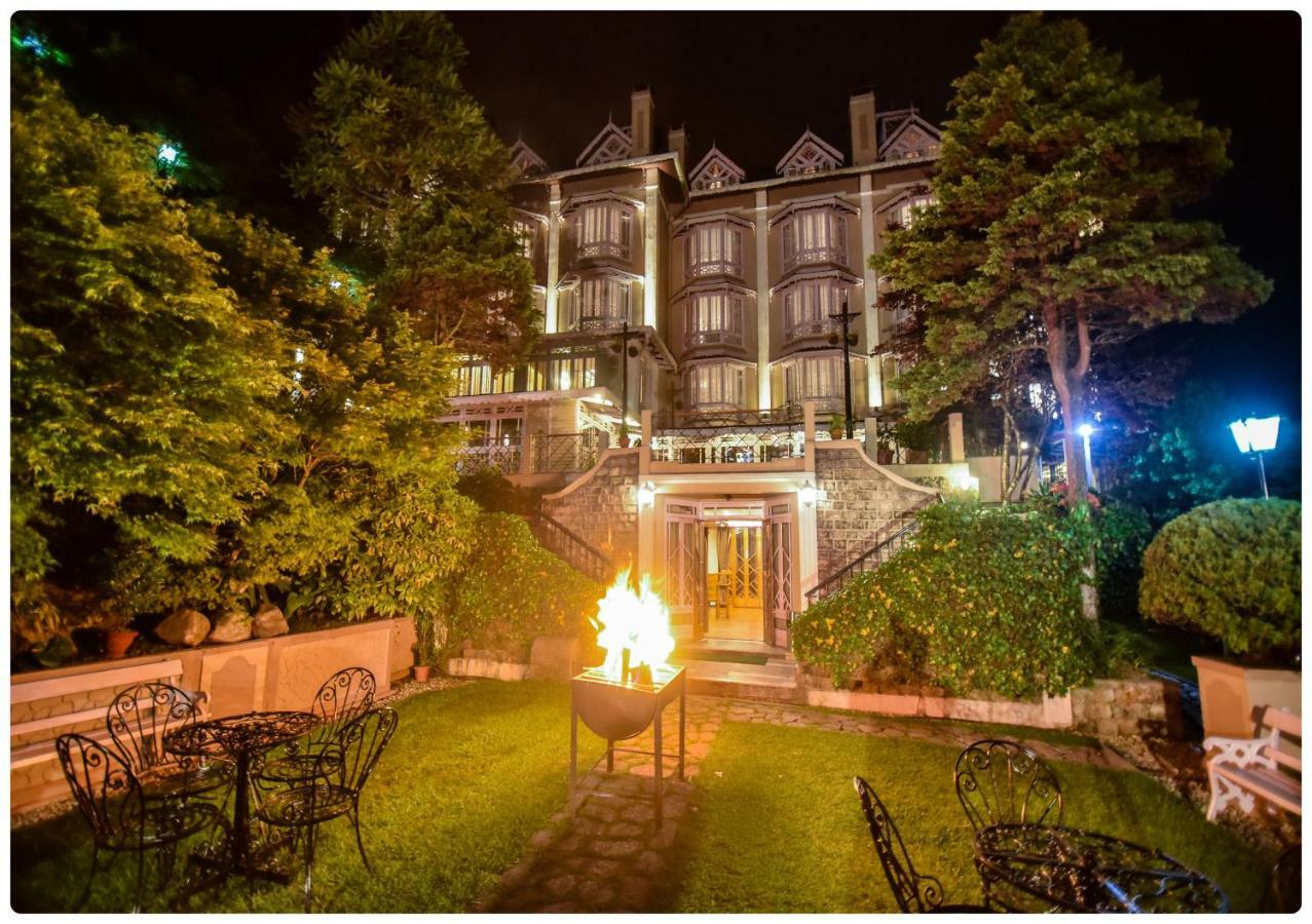 Cedar Inn Дарджилинг Экстерьер фото